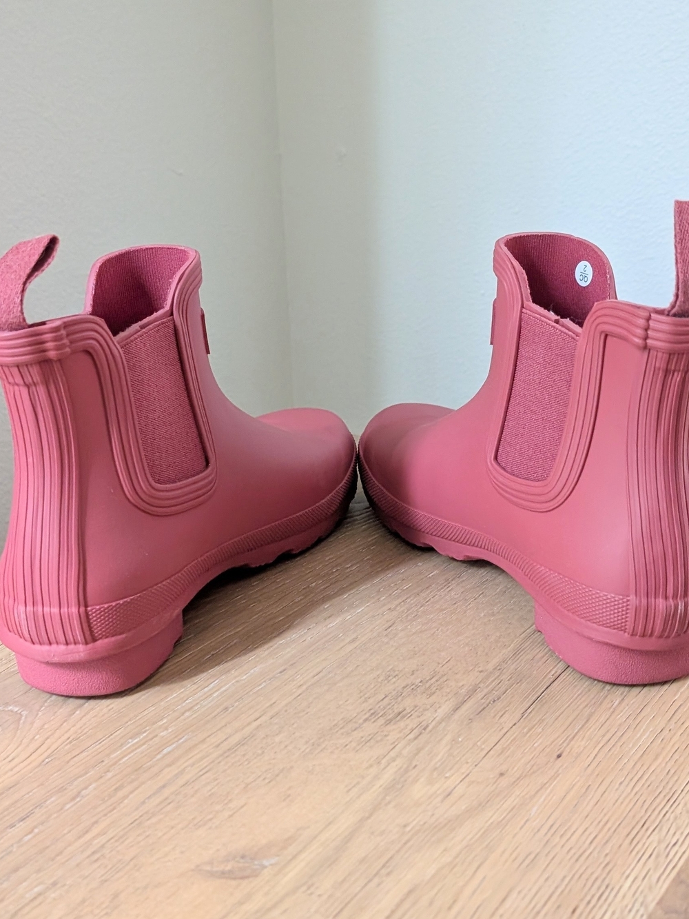 Hunter Classic Original Matte Short Rain Boots in Rose Pink - 6 - Picture 7 of 13